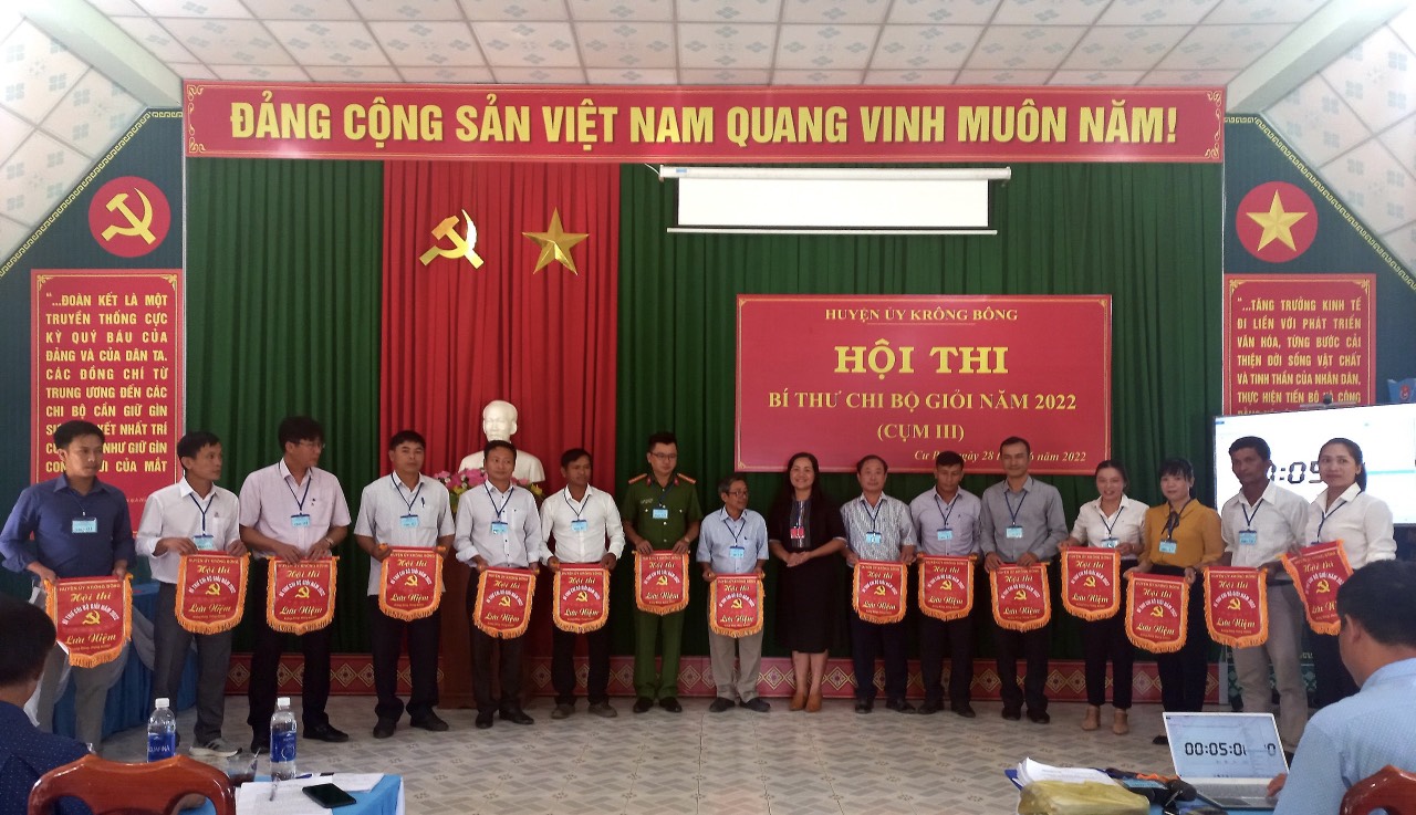 Hội thi Bí thư chi bộ giỏi cụm III năm 2022